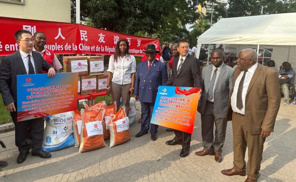 Pluie diluvienne à Kinshasa, Kwamouth… : Des entreprises chinoises répondent à l’appel de solidarité lancé par le Gouvernement 