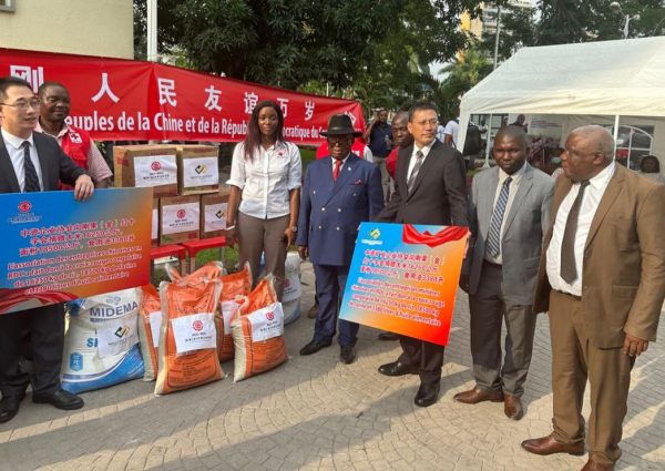 Pluie diluvienne à Kinshasa, Kwamouth… : Des entreprises chinoises répondent à l’appel de solidarité lancé par le Gouvernement 