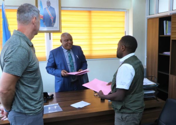 CSN-GHC : Raymond BONGOLE a signé un protocole d’accord avec l’ONG Provide Hope in Action